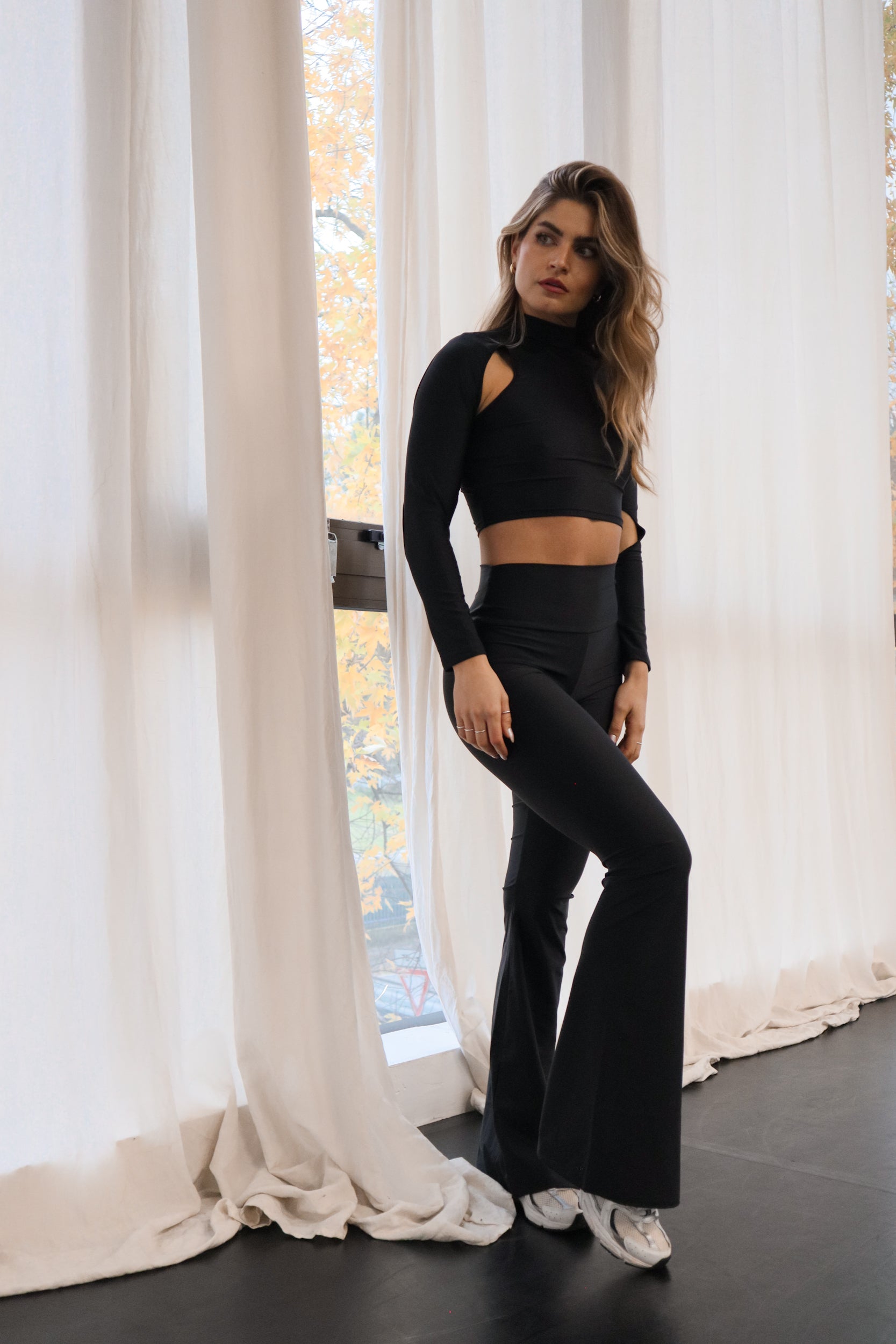 FLARED LEGGINGS BLACK