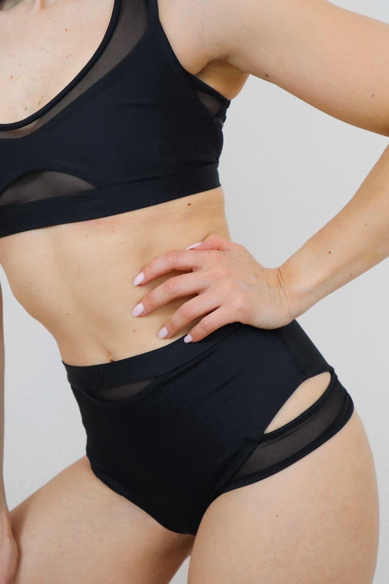 CIRCE MESH SLIP BLACK