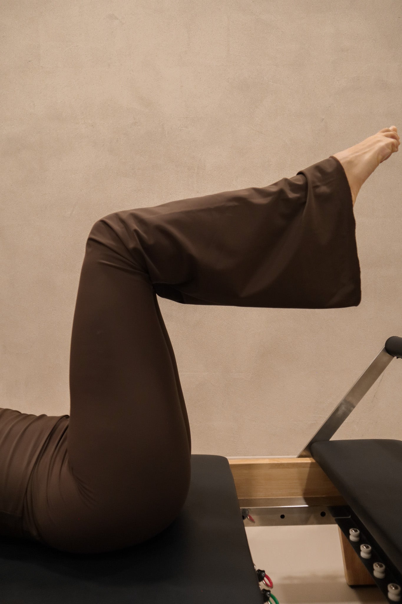 KORE FLARE LEGGINGS - ESPRESSO